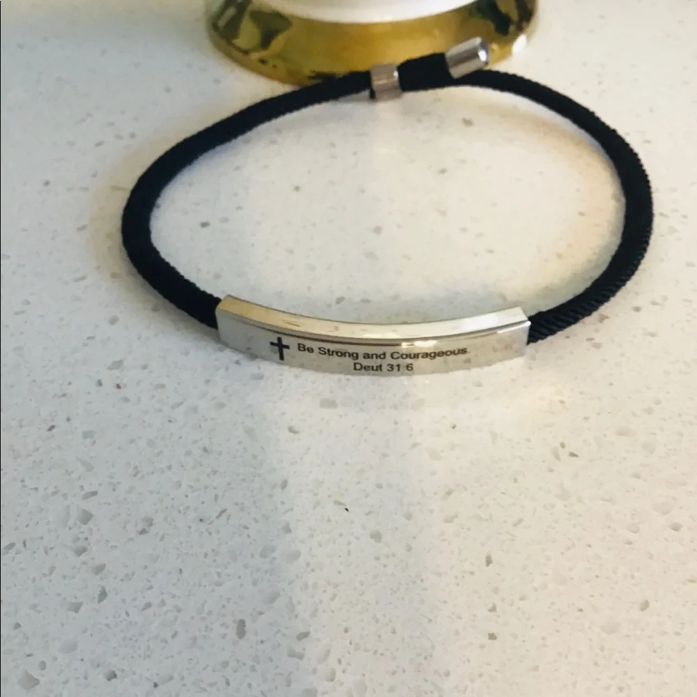 🙏Addressable spiritual bracelet for women are men Be strong and courageous - Picture 3 of 5